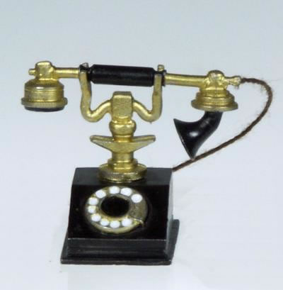Dolls House Miniature Old Telephone (XZ281)