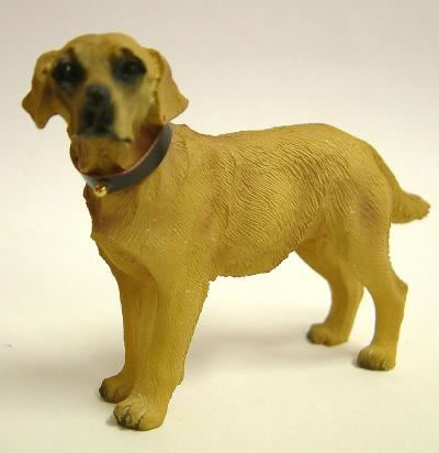 Dolls House Miniature Golden Labrador (XZ505)